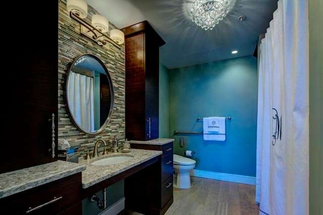 Contemporary_Arlington_Bathroom-973434-edited