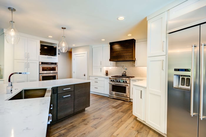 Oakton, VA Wood Range Hood