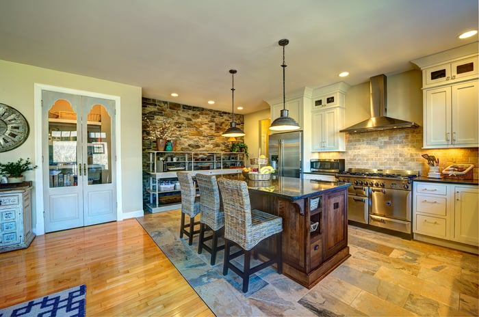 Stone Accent Wall_Great Falls VA