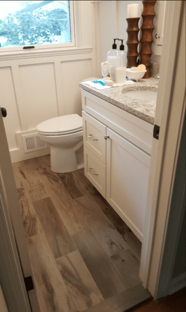 vienna_bath_Wood Look