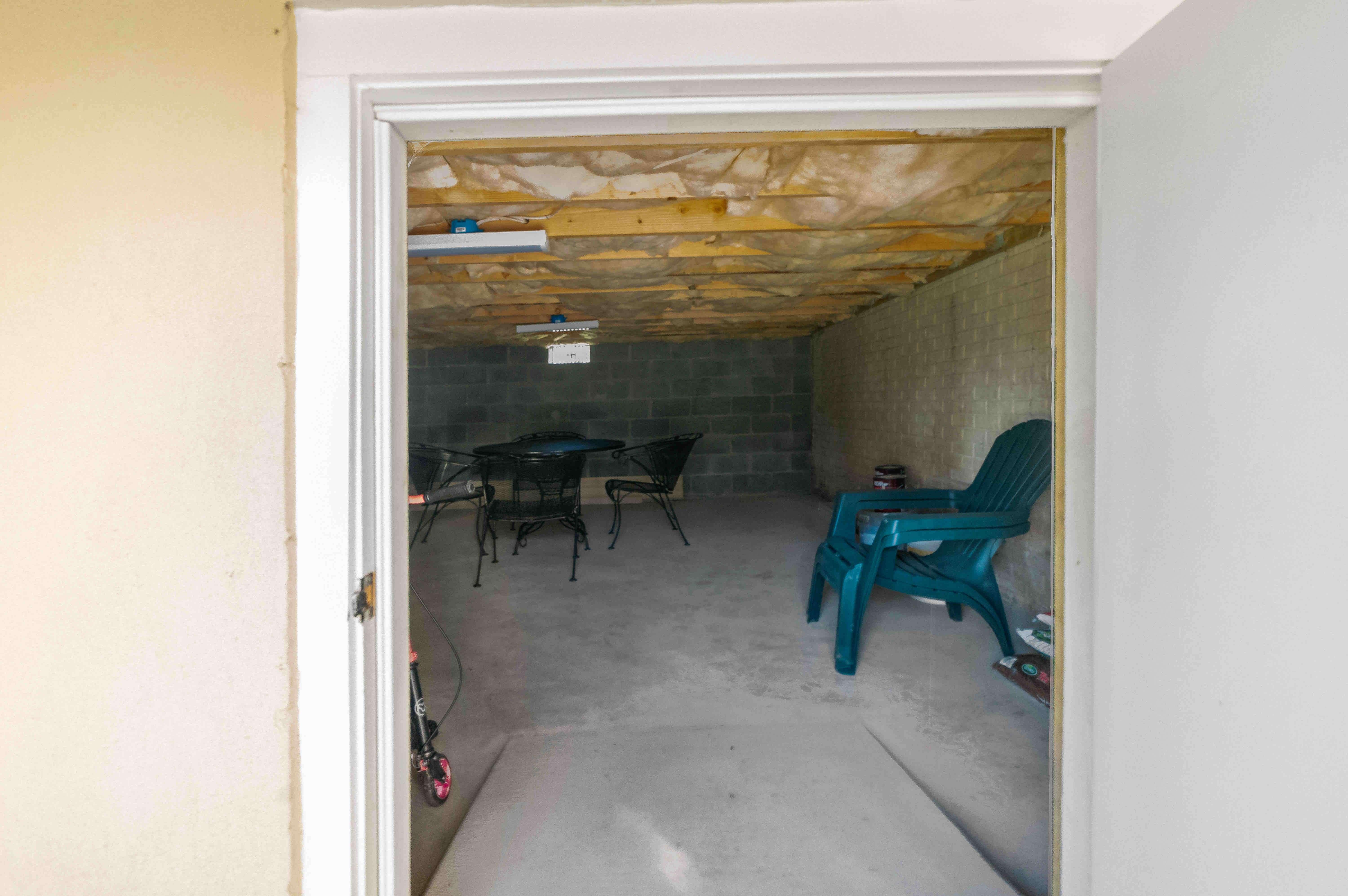 Storage room underneath raised sunroom
