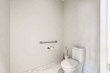 Oakton Bathroom Addition