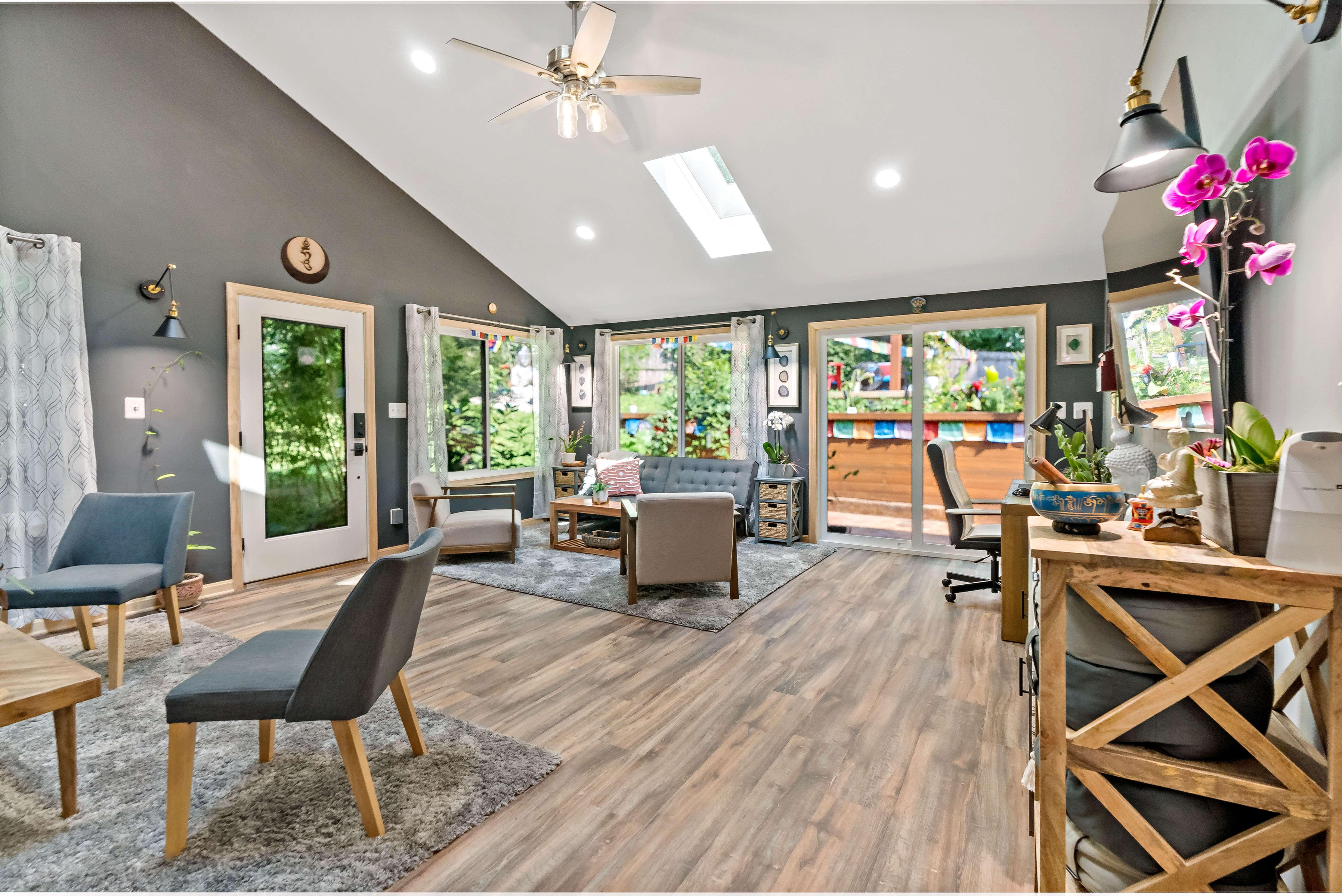 Multiple windows in living room area