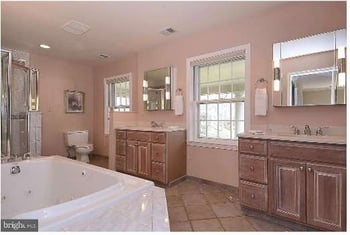 Master bathroom pink before remodel