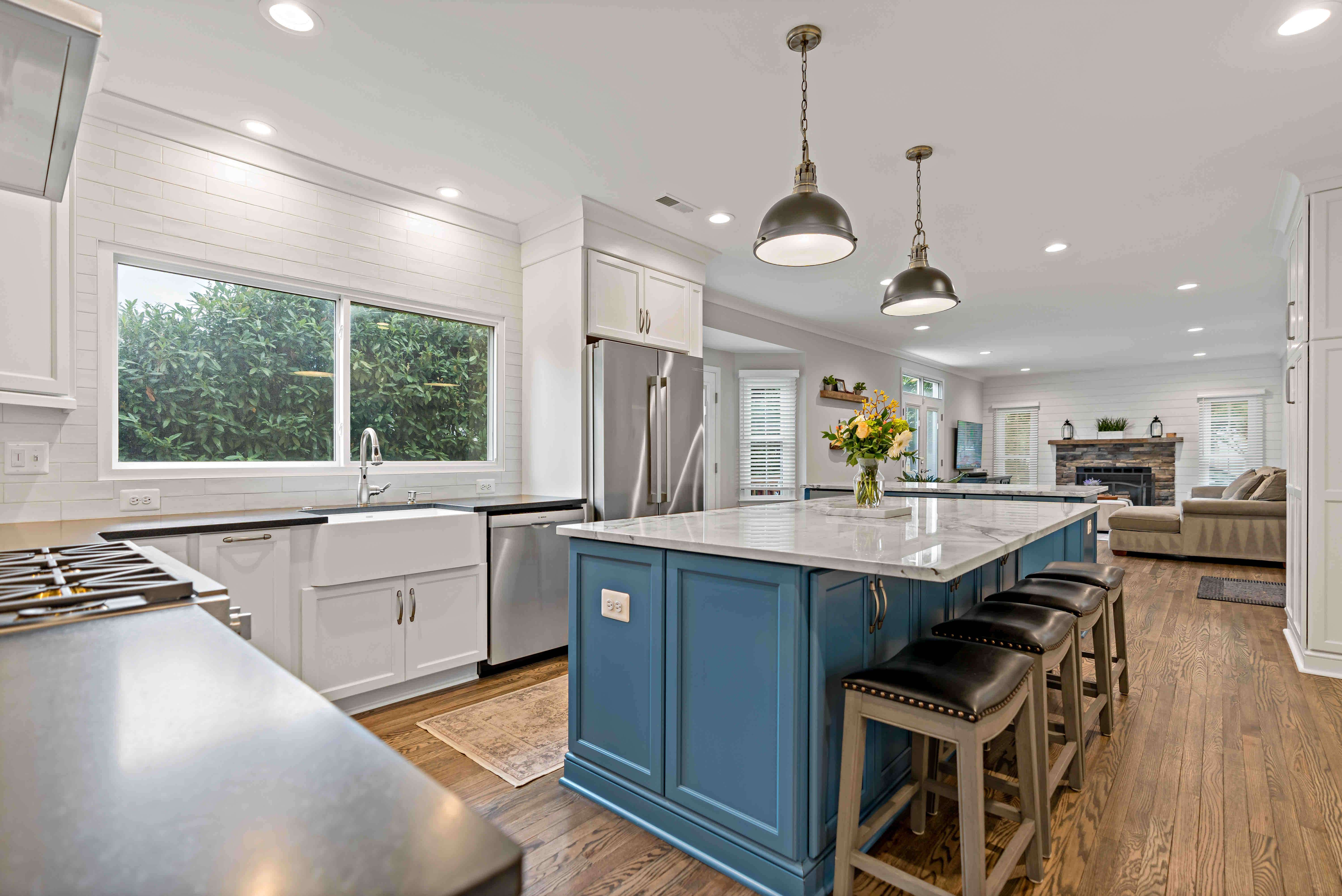 Two pendant lighting above kitchen island