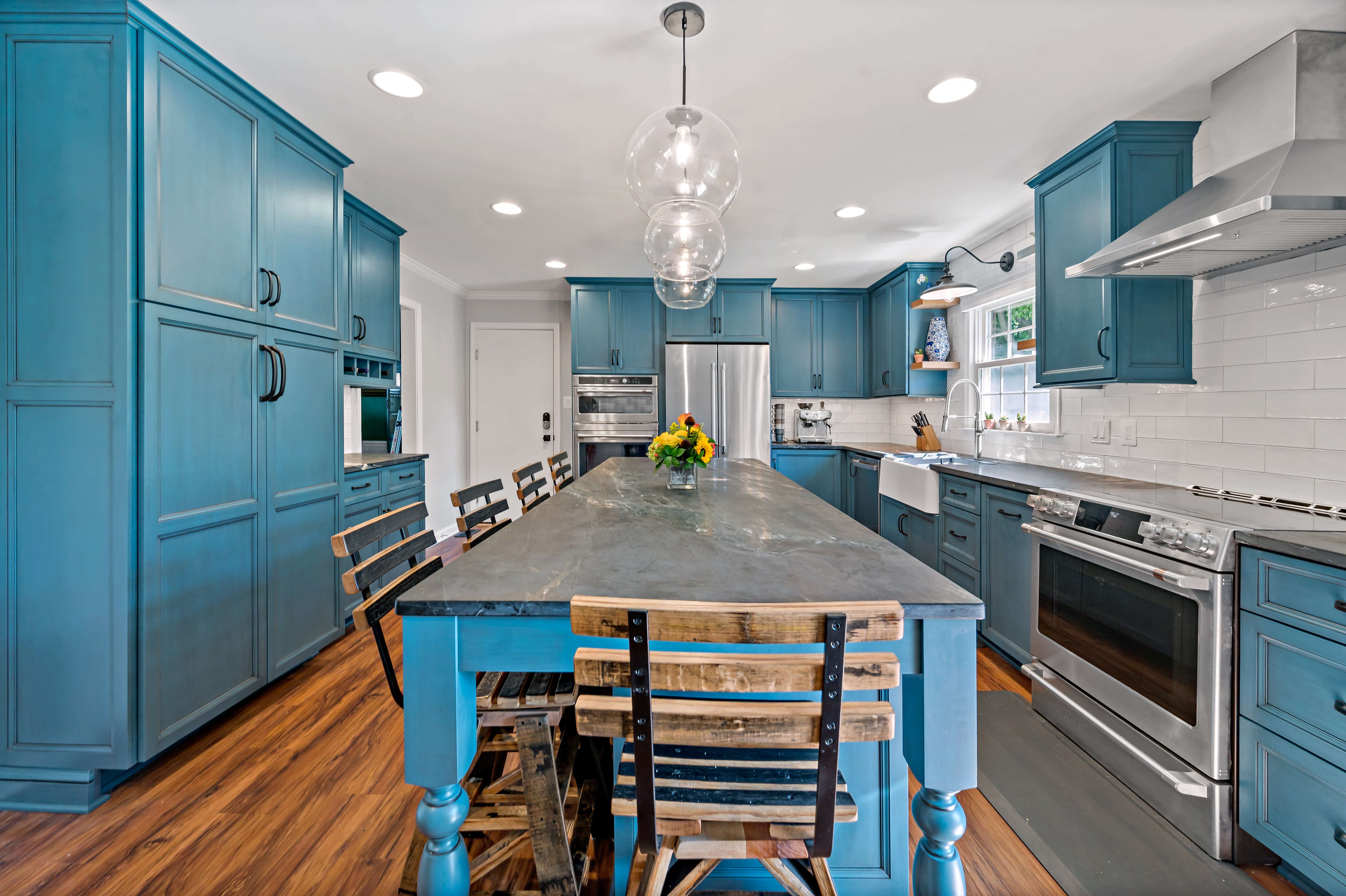 Stunning All Blue Kitchen Cabinets