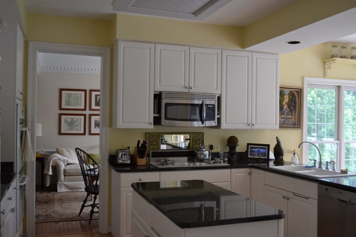 Reston-Kitchen-Before-1-1024x683