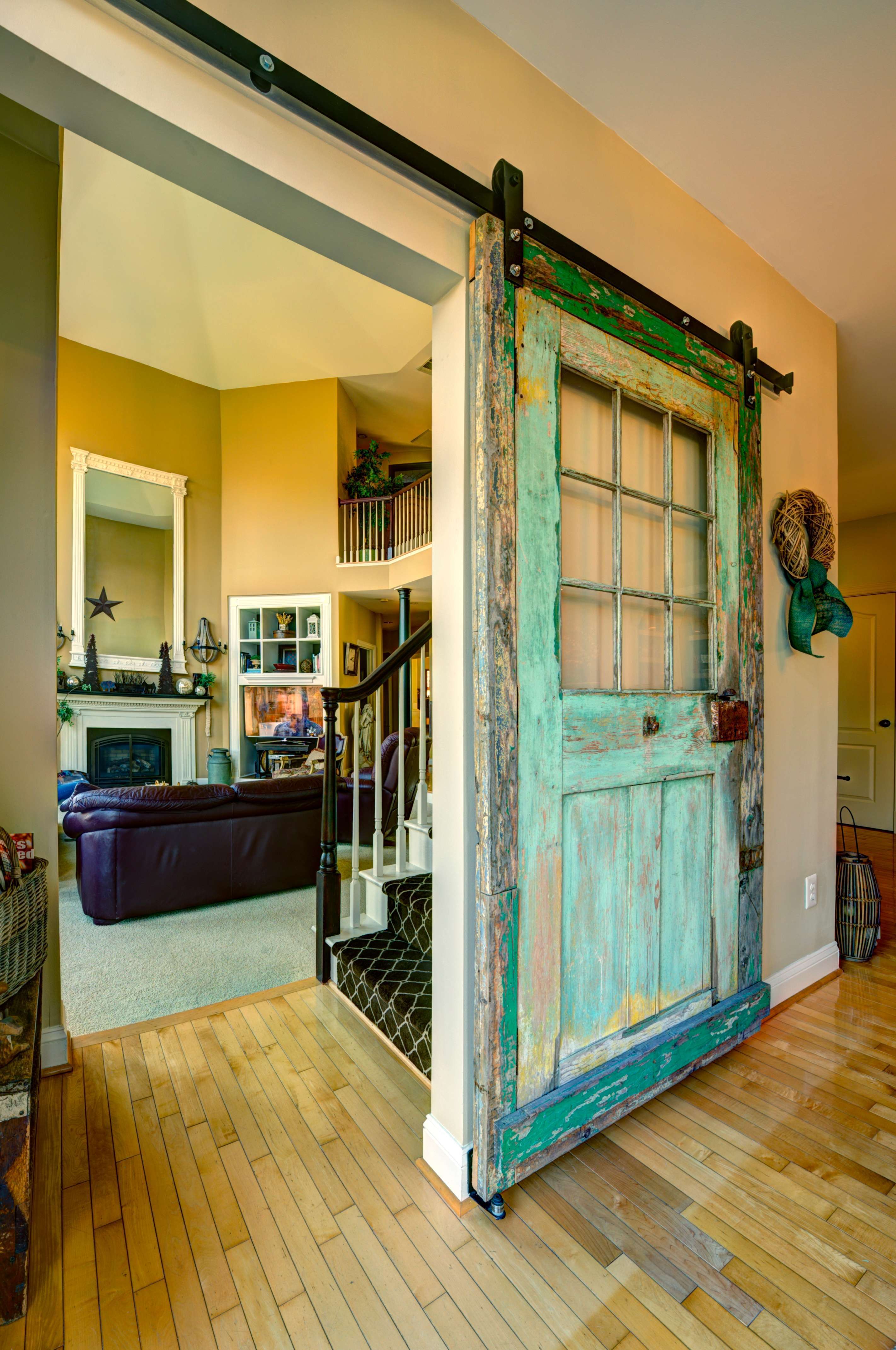 What Is Farmhouse Chic_Barn Door_Great Falls VA