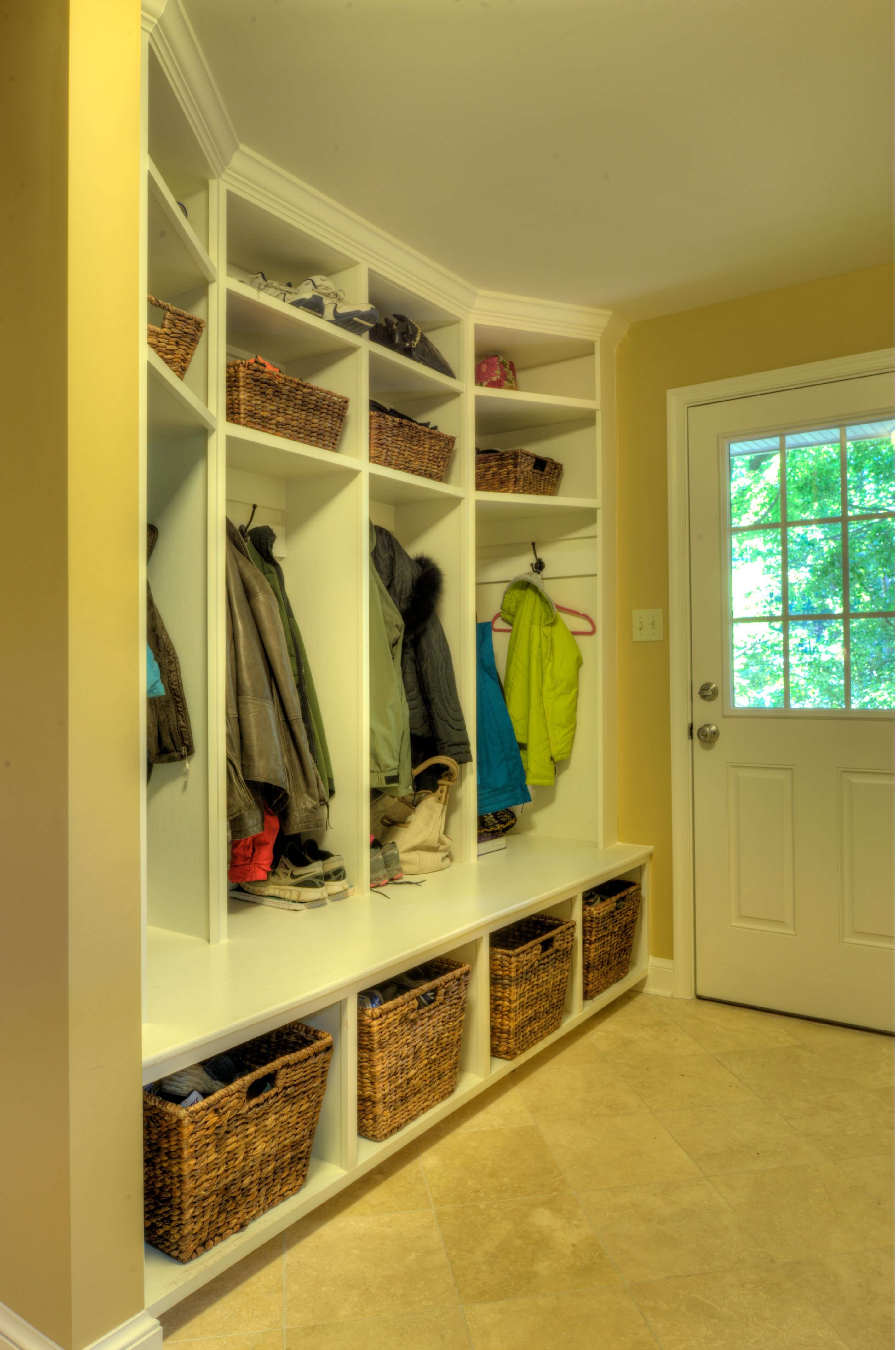 20 Bedroom Closet Organization Ideas to Kick Clutter