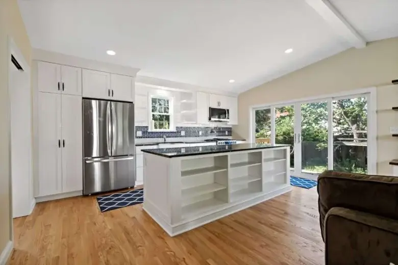 Home Remodel in Arlington Modernizes 75-Year-Old Home